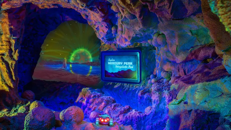 Space Mountain iluminada no Magic Kingdom